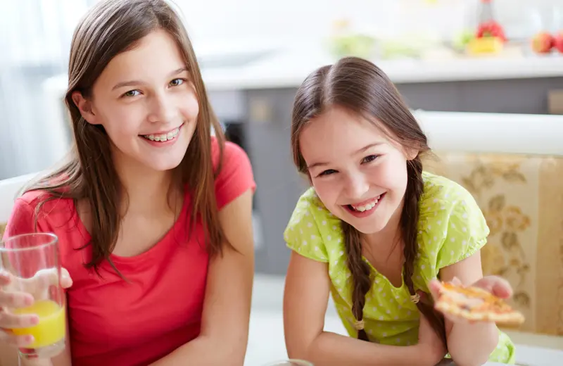 Niñas sonriendo